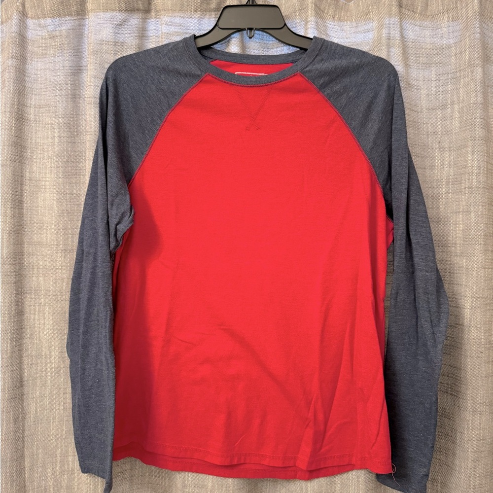 Red/navy baseball style shirt, Urban Pipeline XL